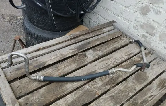 Honda FR-V Air conditioning (A/C) pipe/hose