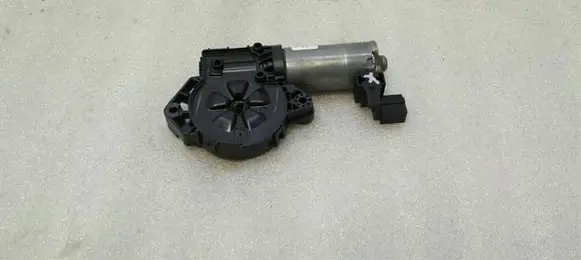 Mercedes-Benz C W205 Sunroof motor/actuator A2059065601