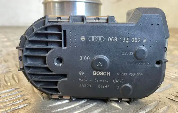 Audi A4 S4 B6 8E 8H Throttle valve 06B133062M 0280750009 38329