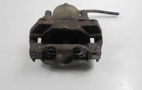BMW 5 E39 Front brake caliper