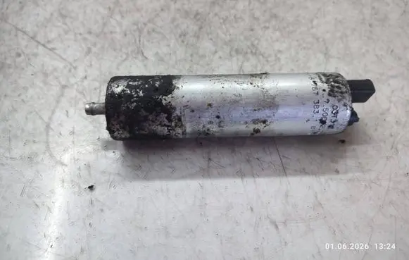 BMW 3 E46 Fuel injection high pressure pump 67673831