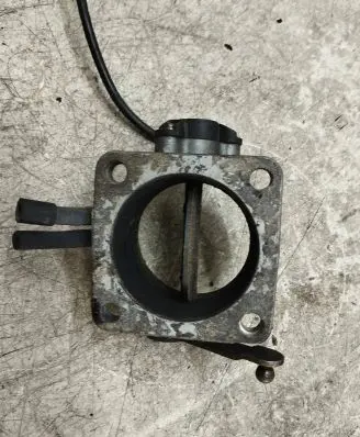 Mercedes-Benz E W124 Throttle valve 00114019053