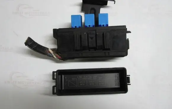 Suzuki Grand Vitara II Fuse box set 9021YA1
