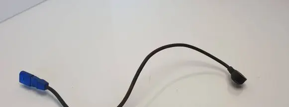 Audi A4 S4 B6 8E 8H Detonation knock sensor 06C905377