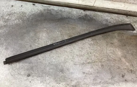 Peugeot 308 Windshield trim 9680623780