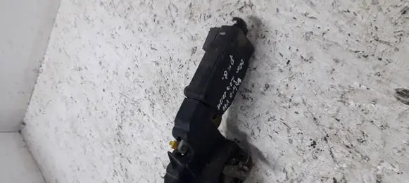 Volvo S40, V40 Front door lock