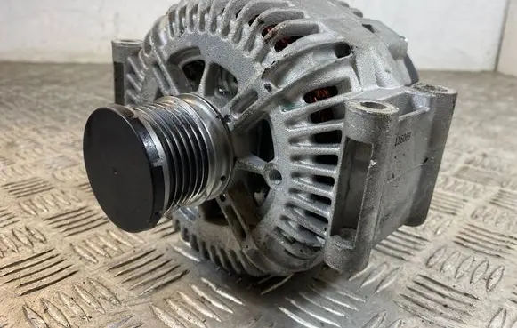 Mercedes-Benz Vito Viano W639 Generator/alternator F032116068 116068 240920