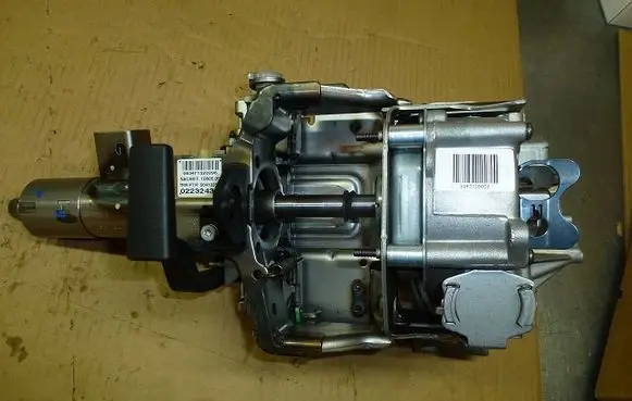 Renault Master III Steering wheel axle 8200937955