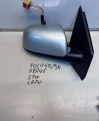 Volkswagen Polo Front door electric wing mirror VL1621