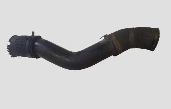 KIA Sorento Engine coolant pipe/hose