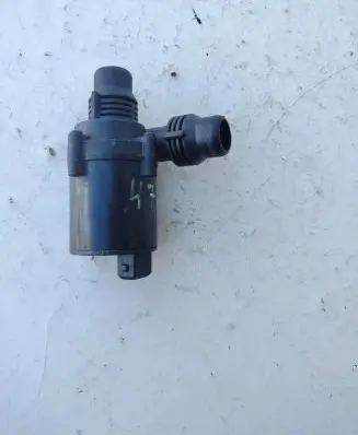 BMW X5 F15 Electric auxiliary coolant/water pump 9197085 T0880624 702078340