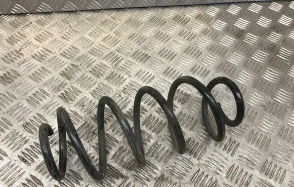 Toyota Yaris Rear coil spring