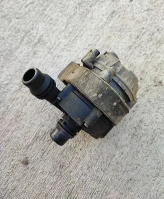 BMW 5 G30 G31 Electric auxiliary coolant/water pump 0392024064 863023803