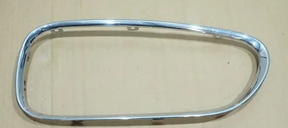 BMW Z4 E85 E86 Front bumper upper radiator grill 51137051959