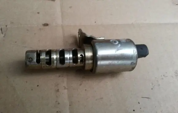 Mazda 5 Camshaft vanos timing valve 