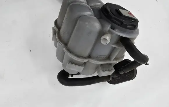 Audi A5 Coolant expansion tank/reservoir 8W1121405J 8W1121403B