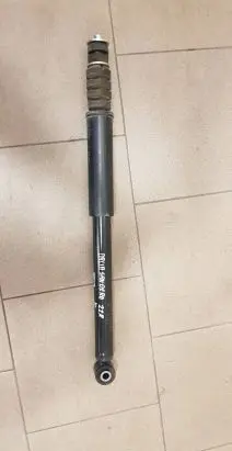Dacia Sandero III Rear shock absorber/damper 562107146R