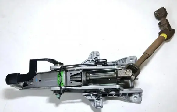 Ford Focus C-MAX Steering wheel axle 3m513c529aj 03120201