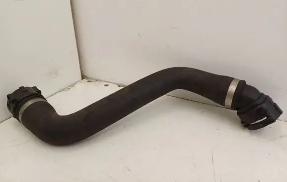 BMW 5 F10 F11 Engine coolant pipe/hose 7789742