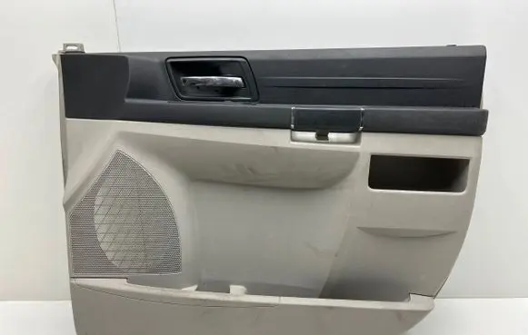 Chrysler Grand Voyager V Front door card panel trim 11006B
