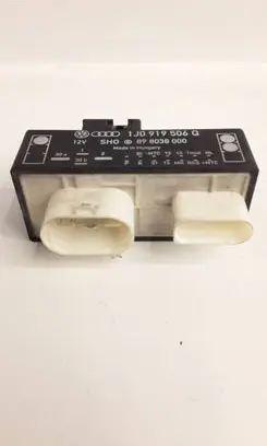 Coolant fan relay