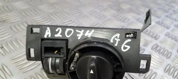 Audi A6 S6 C5 4B Light switch