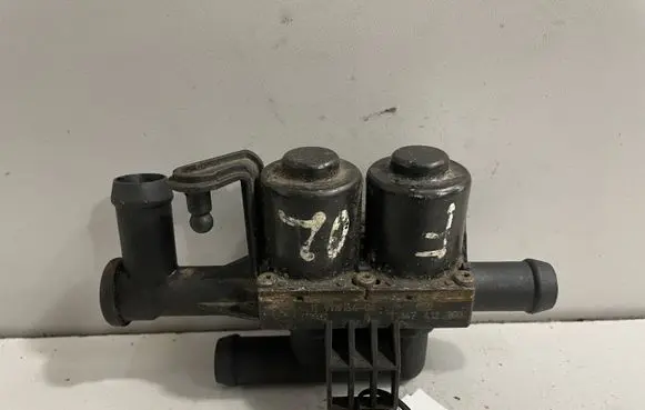 BMW 6 F12 F13 Coolant heater control valve 9119164