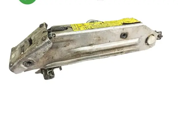 Audi A6 S6 C5 4B Lift Jack 8L0011031A