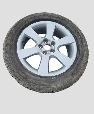 Hyundai Santa Fe R18 alloy rim