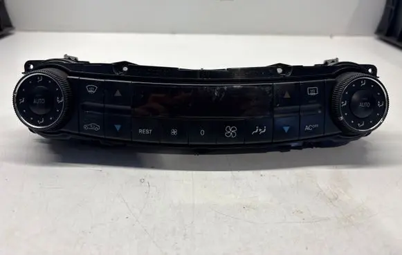 Mercedes-Benz E W211 Climate control unit 2118301285