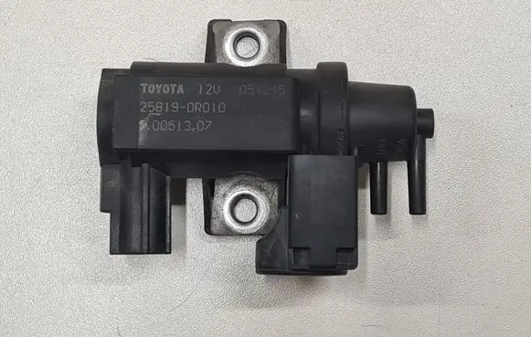 Lexus IS 220D-250-350 Turbo solenoid valve 258190R010 70051307 05T245