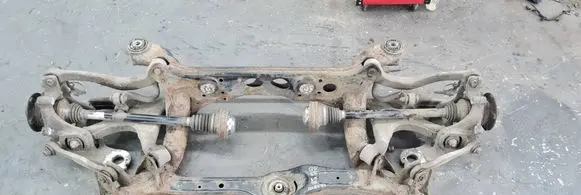 Audi Q5 SQ5 Rear axle beam 8R0505235H