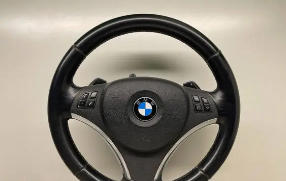 BMW 3 E92 E93 Steering wheel 6790990