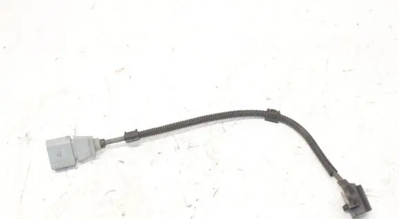 Volkswagen PASSAT CC Crankshaft position sensor 9805940