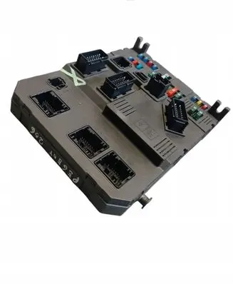 Peugeot 206 Fuse module 9646777380