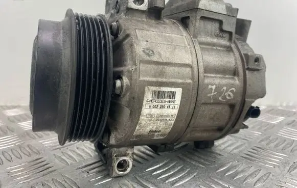Mercedes-Benz E W212 Air conditioning (A/C) compressor (pump) A0022304511 Z0006615E 70006615E