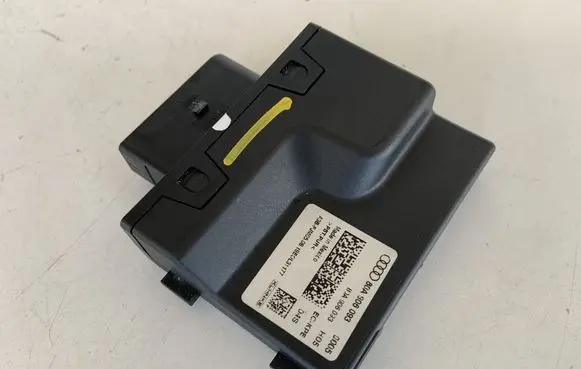 Audi Q5 SQ5 Fuel injection pump control unit/module 80A906093
