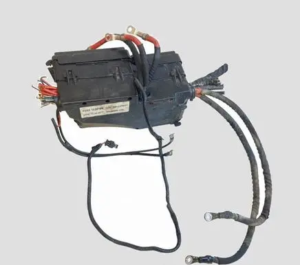 Volvo V50 Fuse box set BP4K66767 8688039 3M5T14A142AB