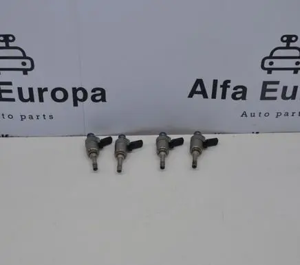 Audi Q3 8U Fuel injector 06H906036G