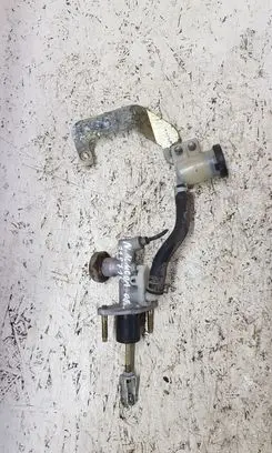 Nissan Almera N16 Clutch master cylinder