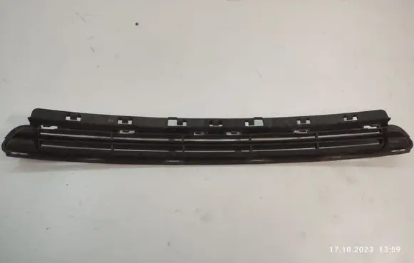 Citroen C5 Front bumper lower grill 9682331677