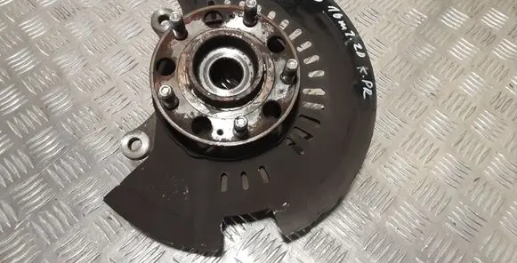 KIA Sorento Front wheel hub