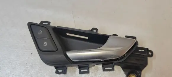 Audi Q7 4M Central locking switch button 4M2962108A