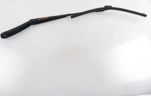 BMW X3 F25 Front wiper blade arm 7213272