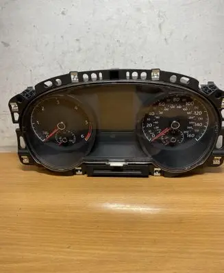 Volkswagen Golf VII Speedometer (instrument cluster) 5G1920941B C1948