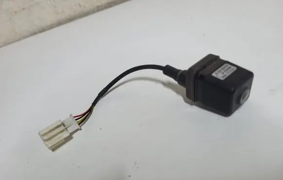 Mercedes-Benz R W251 Reversing camera A2518200497 76F00590