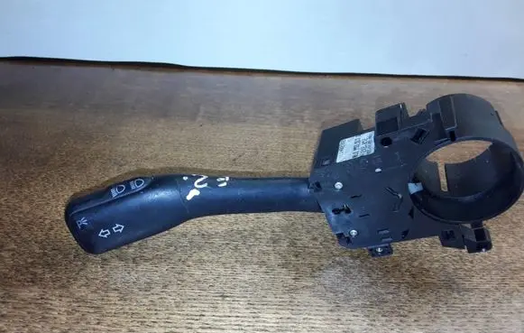 Audi A6 S6 C5 4B Indicator stalk 8L0953513