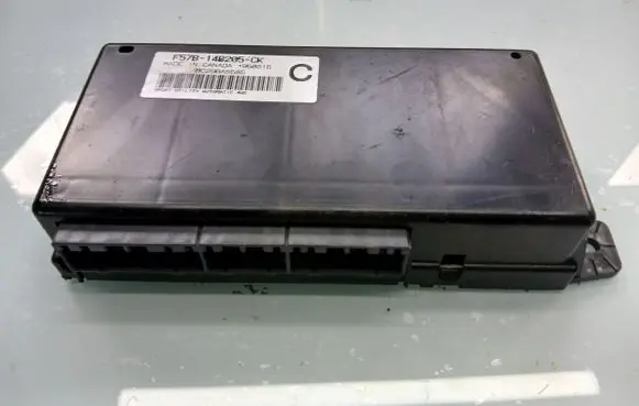 Ford Explorer Comfort/convenience module F57B14B205CK 950816 BC29BA5585
