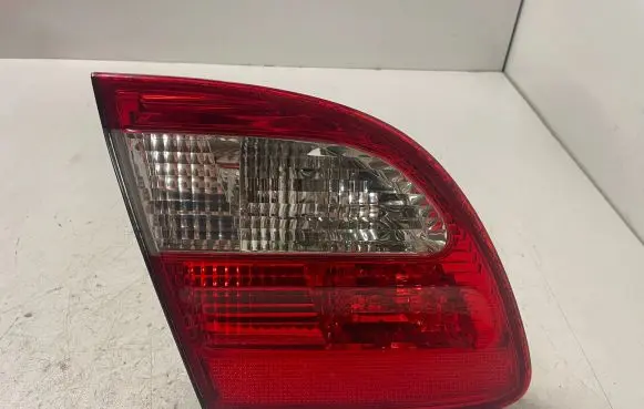 Mercedes-Benz E W211 Tailgate rear/tail lights A2118201364