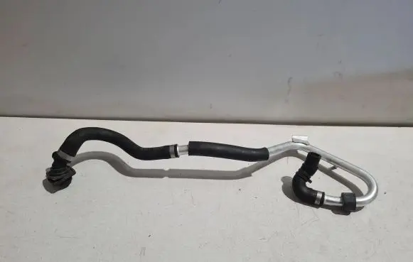 Mercedes-Benz GLC X253 C253 Engine coolant pipe/hose A2058303102